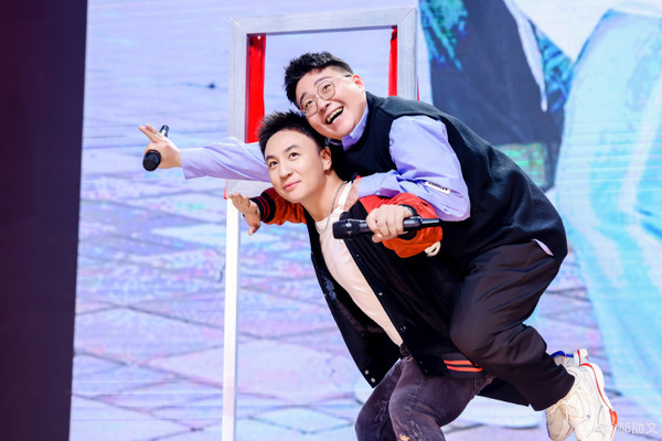 进度超前郝劭文 释小龙爆秘婚已有1女