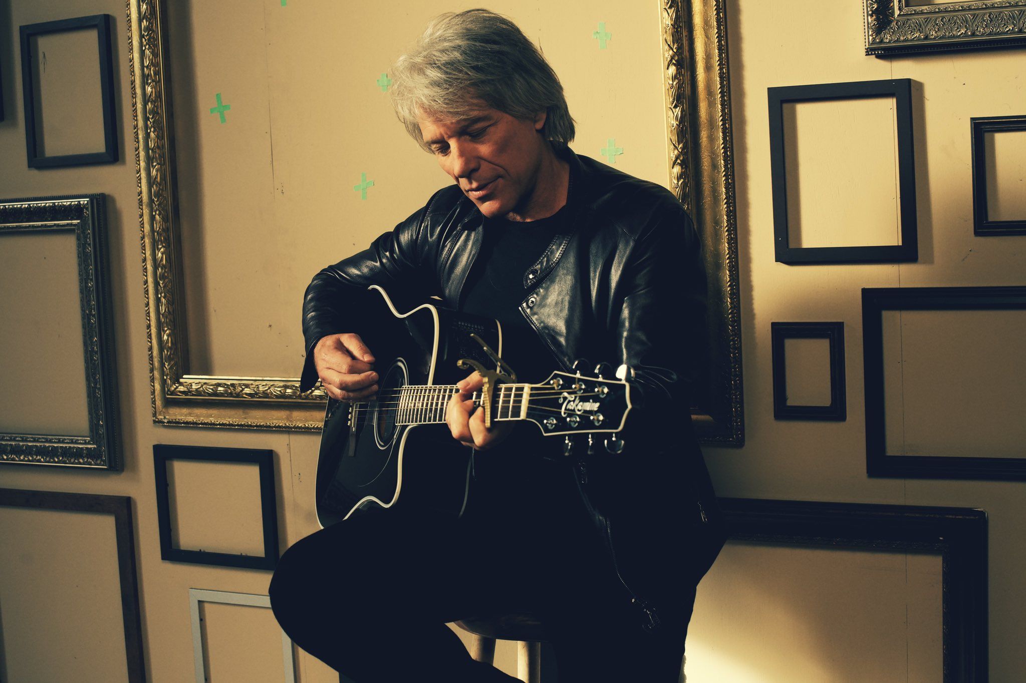 邦乔飞传奇贝斯手逝世 战友恸吊“乐团不可或缺的人”