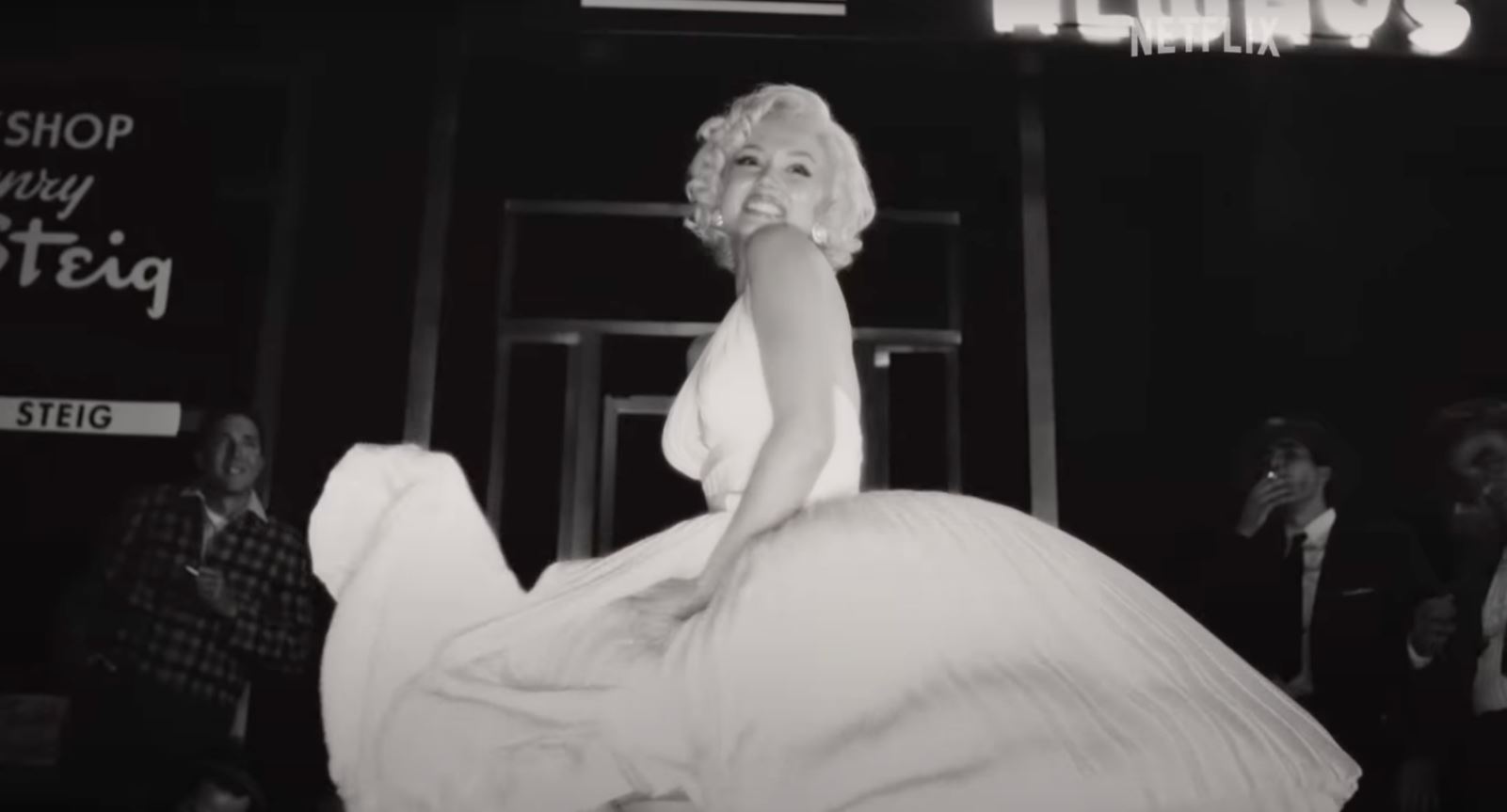 邦女郎性感神还原玛丽莲梦露  网惊叹本尊重现