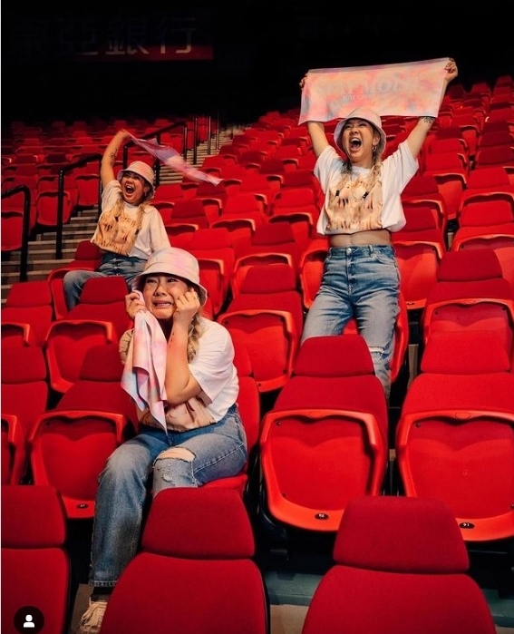 郑欣宜才继承遗产就获求婚? 男星突下跪送戒郑少秋比赞