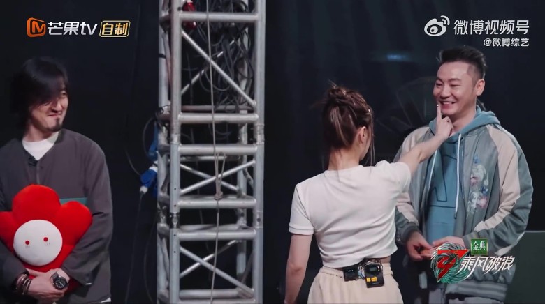 阿娇施展神级嗲功 全网疯喊“受不了”