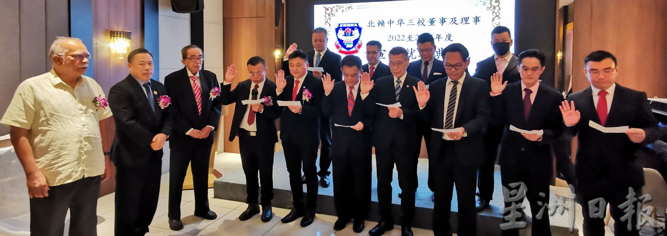陈华盛:计划装置一体机 北赖中华三校要E化