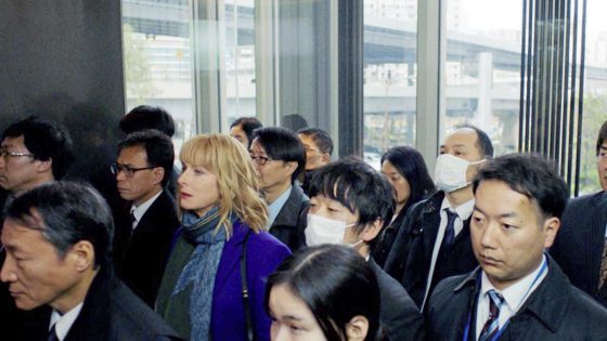 陈头头/《Tokyo Shaking》异国他乡,落尘或花粉