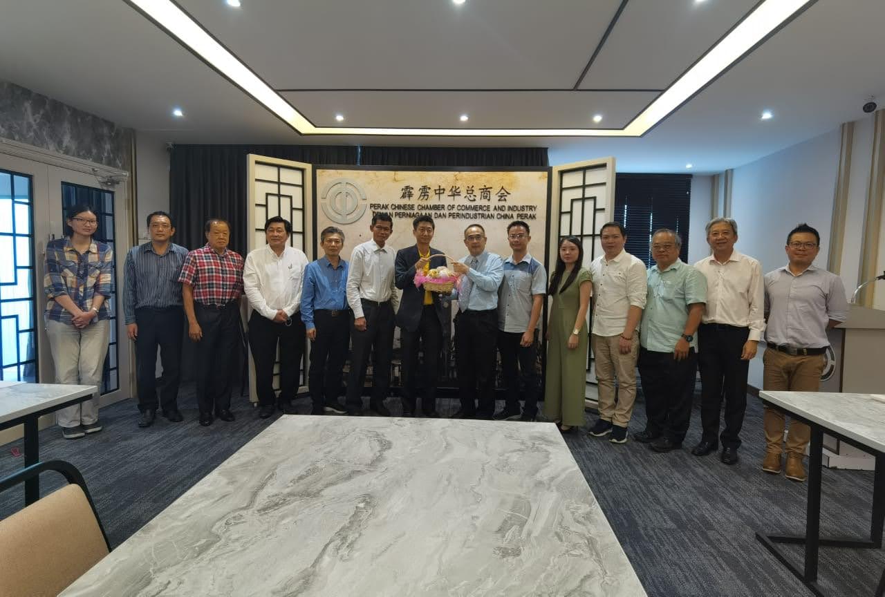 霹董联会访中华总商会