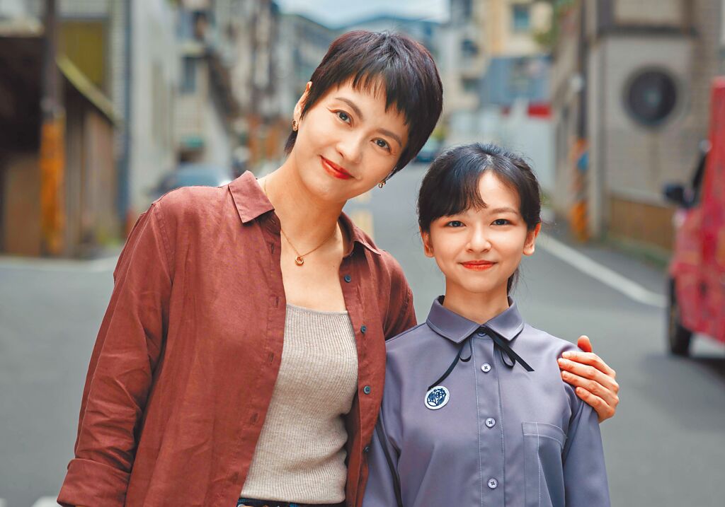 首度挑战台剧演单亲妈 梁咏琪隔离期间刨剧本