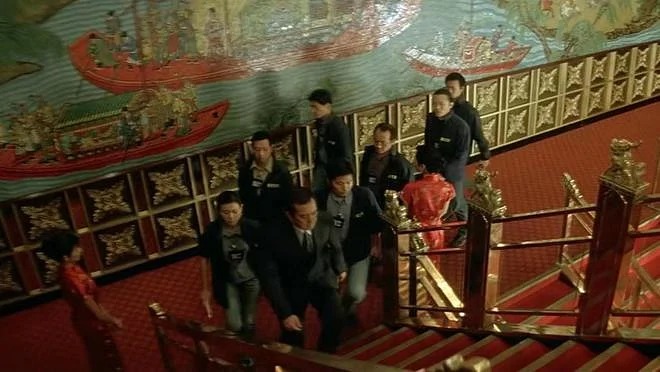 香港珍宝海鲜舫浮沉记