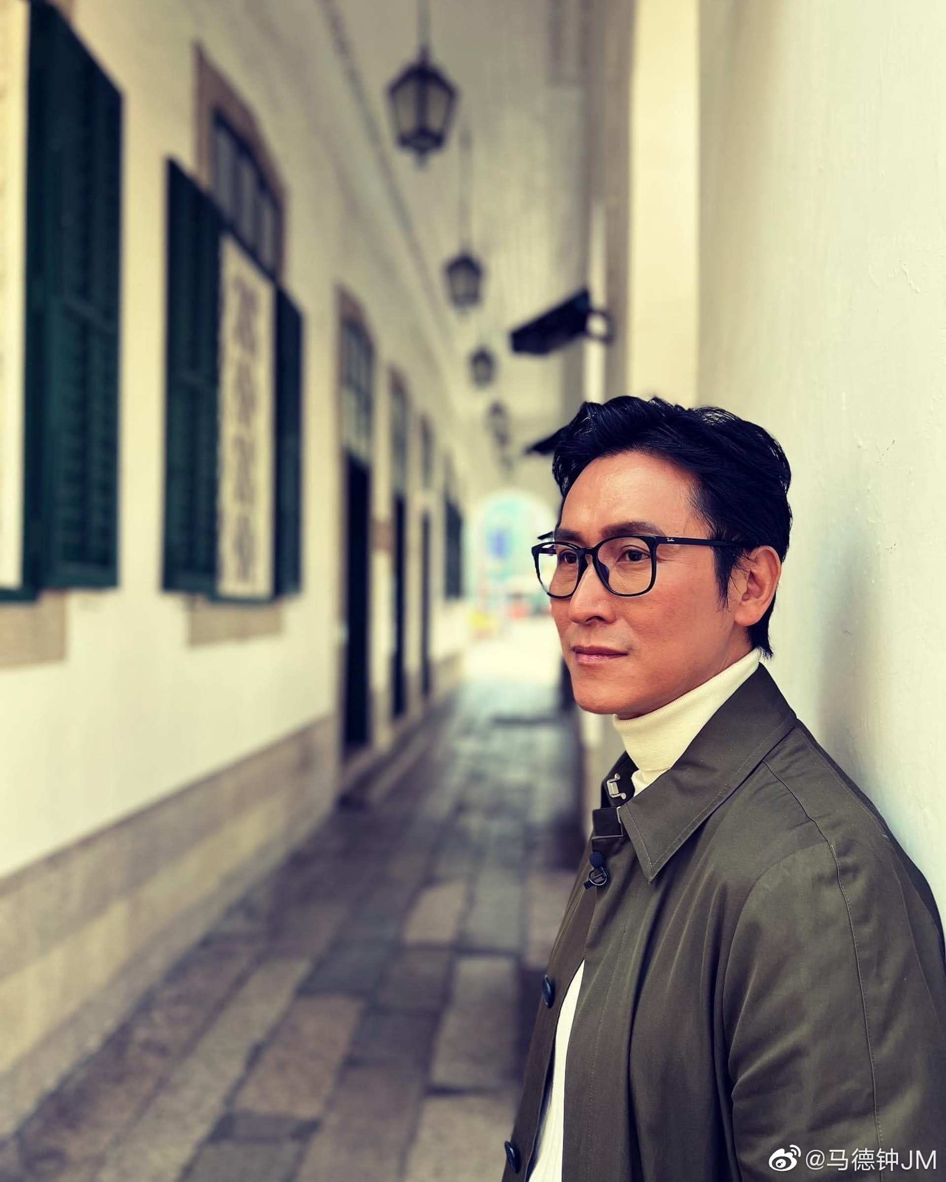 马德钟偕儿子走猫步 马在骧被吐槽:感觉好老