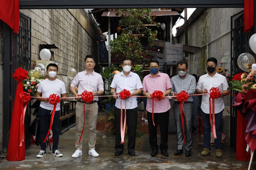 (全国版)林冠英:取消瓶装纯食油、肉鸡及鸡蛋津贴的举措过于草率