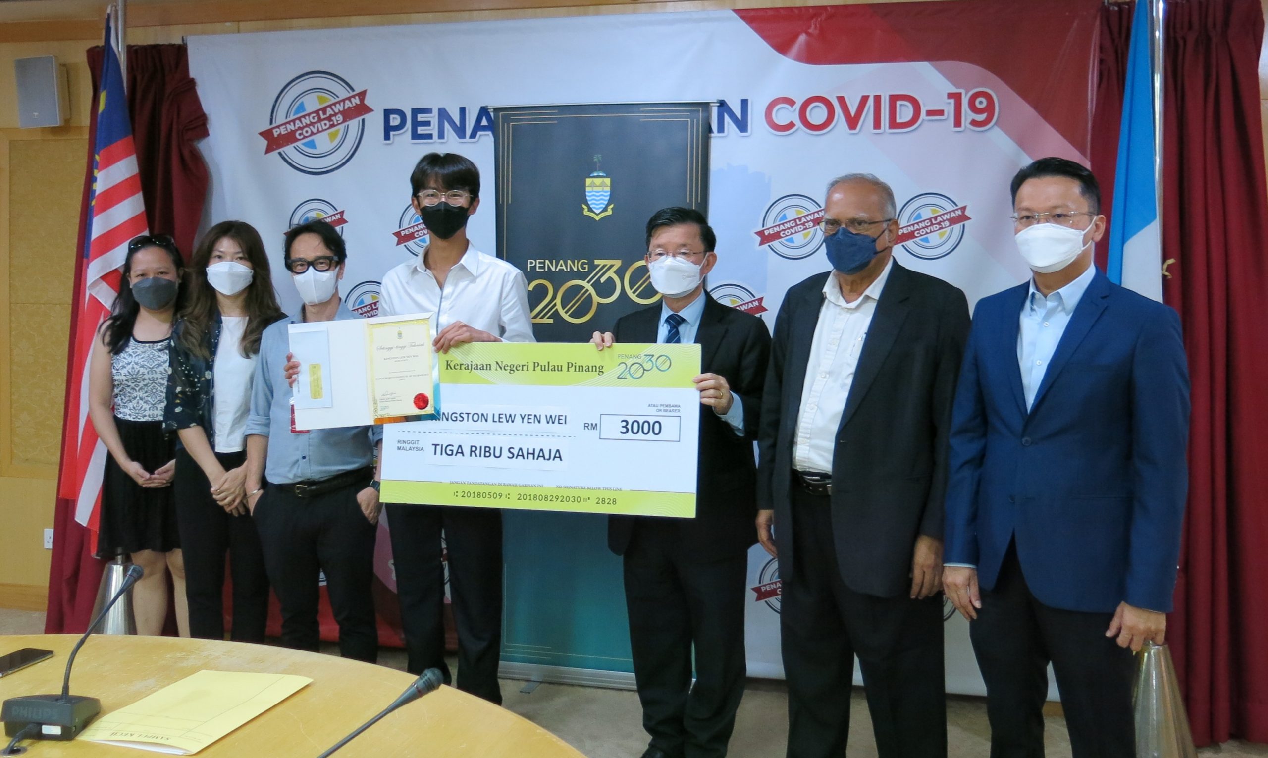 (全国版)槟城钟灵独中首名学生获录取进入麻省理工学院