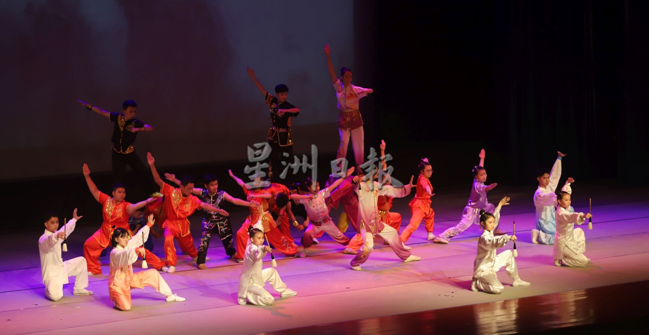 （古城第二版主文）培风《风启109》校庆文娱晚会彩排