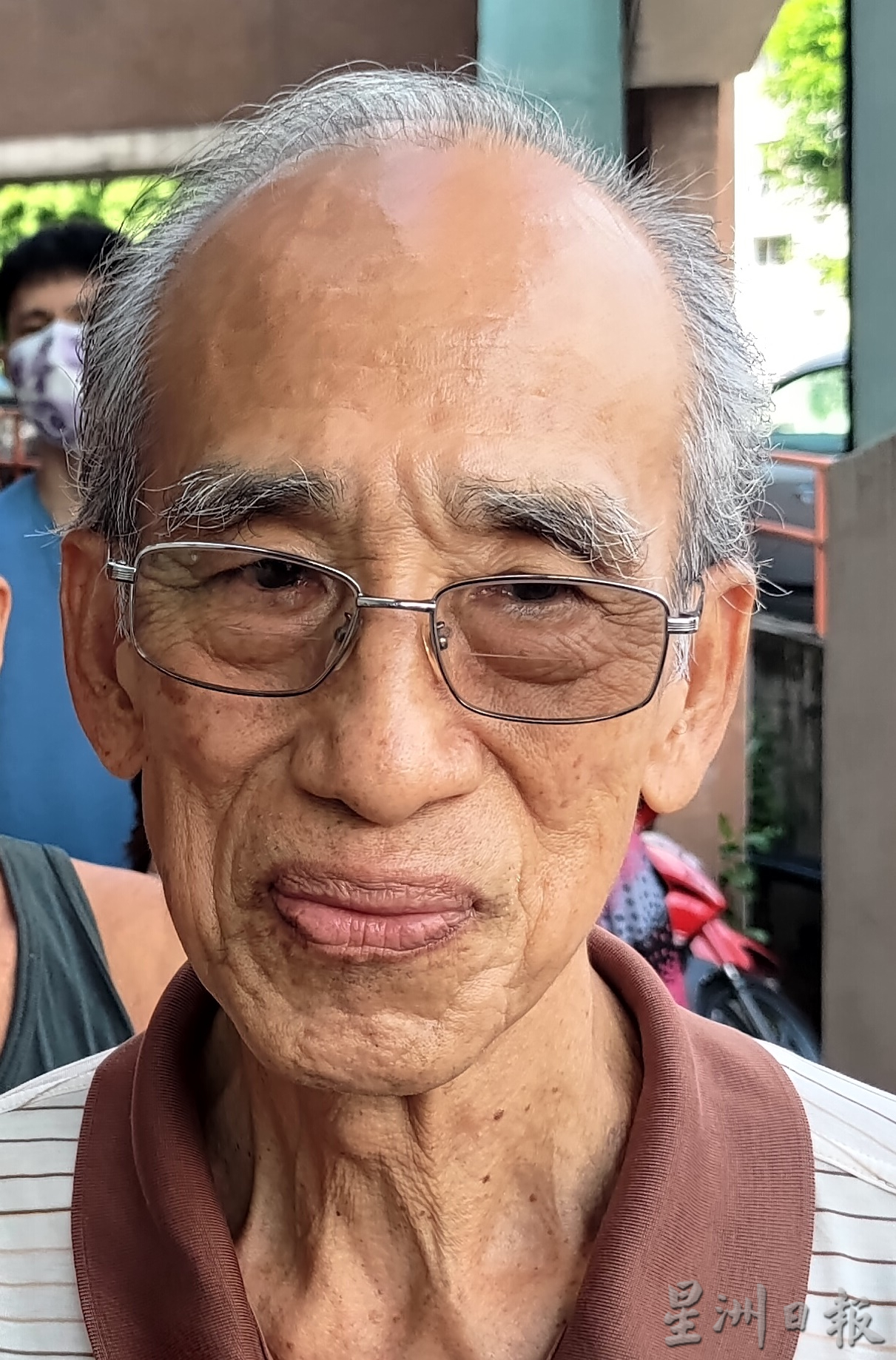 (大北马)发林巴刹停车场系统失灵,顾客却步贩商埋怨生意暴跌