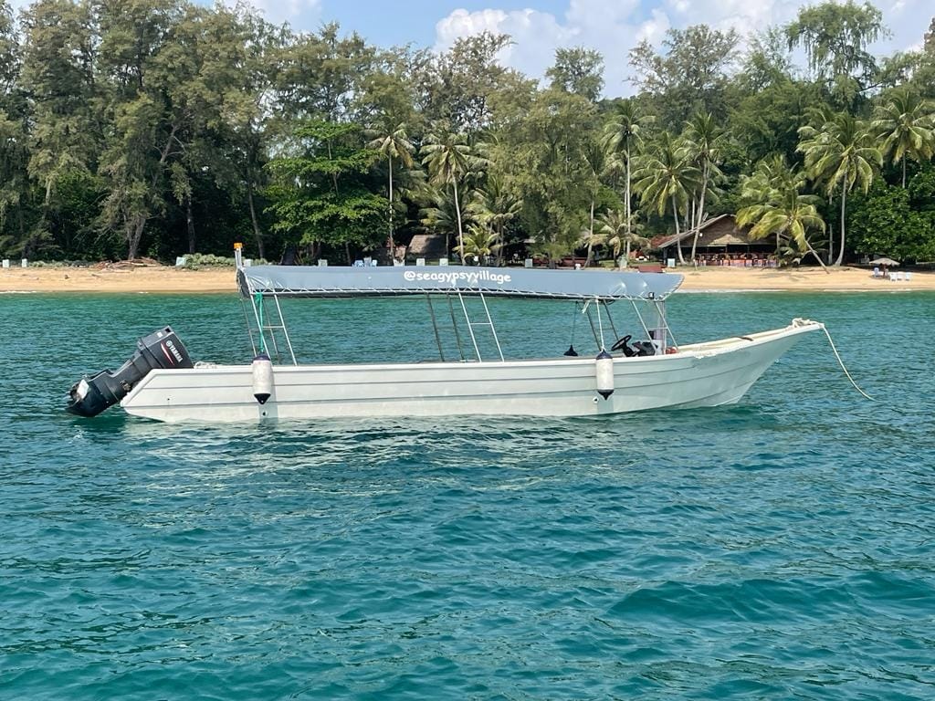 （已签发）柔：***版二头***4外国人潜水遇险惨剧，渡假村与船艇公司罚款5000令吉