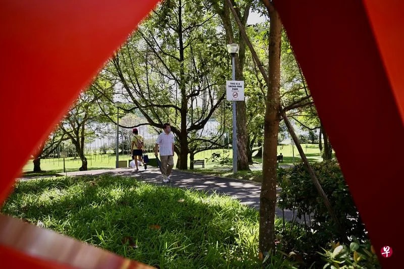 (已签发)柔:狮城二三事:禁烟区下周扩大 狮城烟民须找新吸烟角落