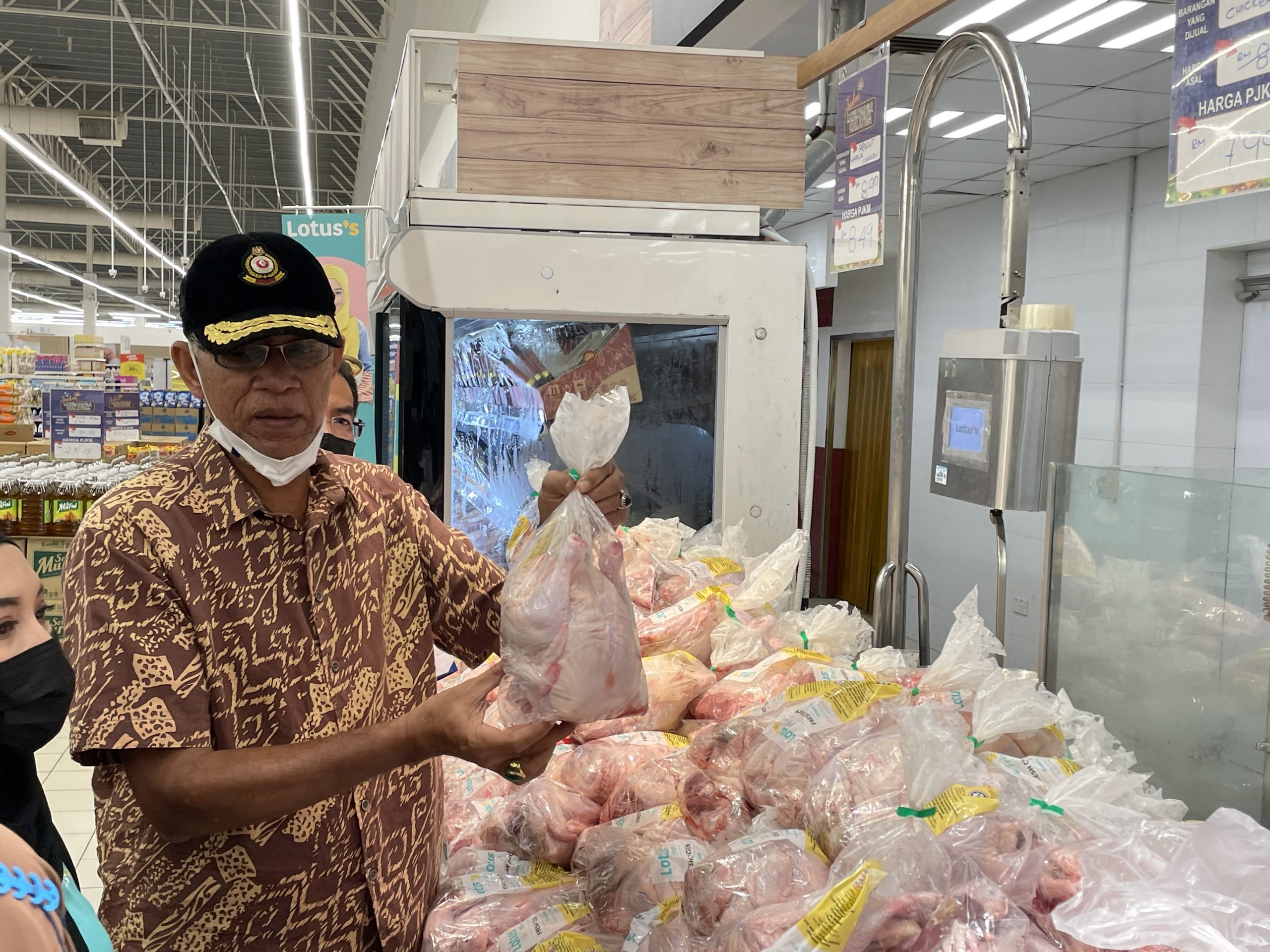 （未签发）全国：新闻：接投报鸡肉售价高于顶价，贸消部：查