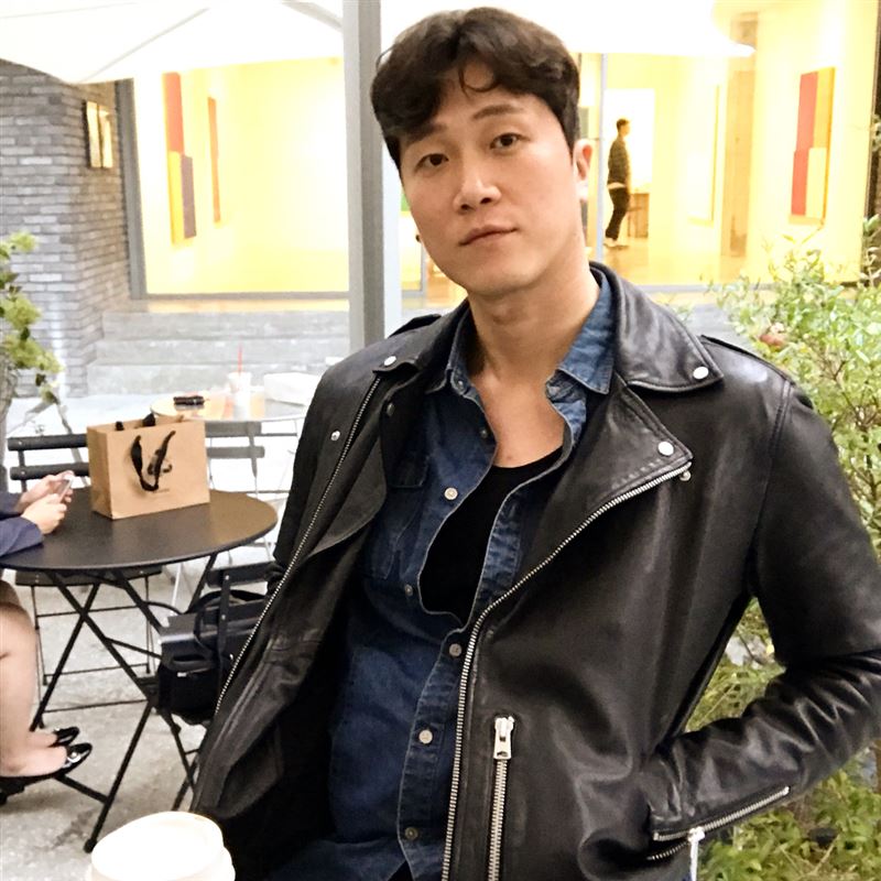 EXID哈妮死会了 认爱大10岁精神科医生