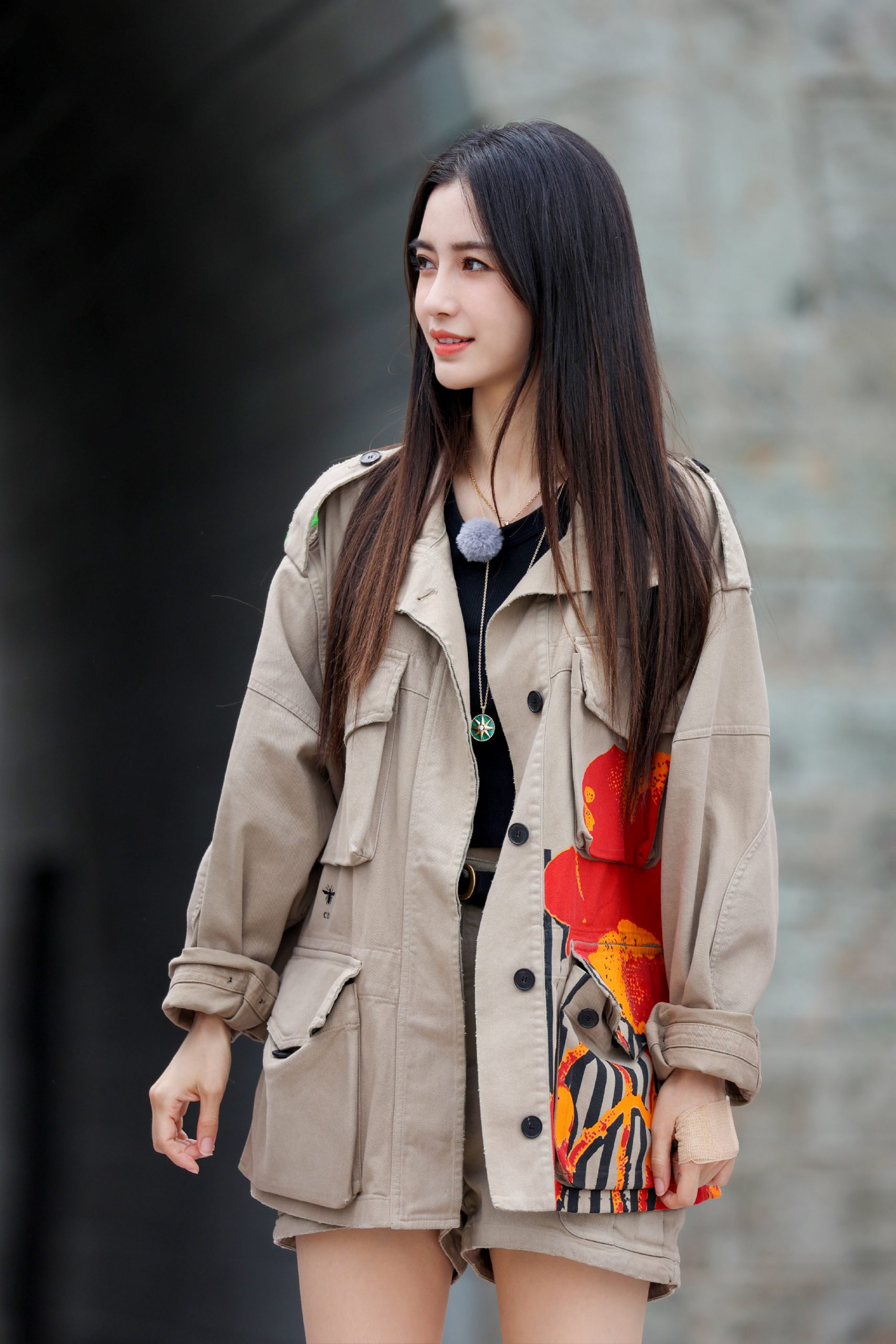 MC HotDog新歌被骂不尊重女性  Angelababy衰中枪回呛：姐不吃你这套