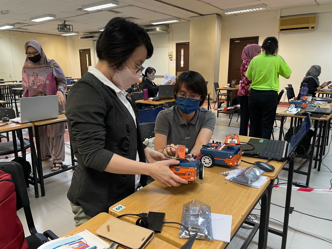 ns汝来:培训工作坊提升教师对于科学、科技、工程和数学(STEM)的掌握