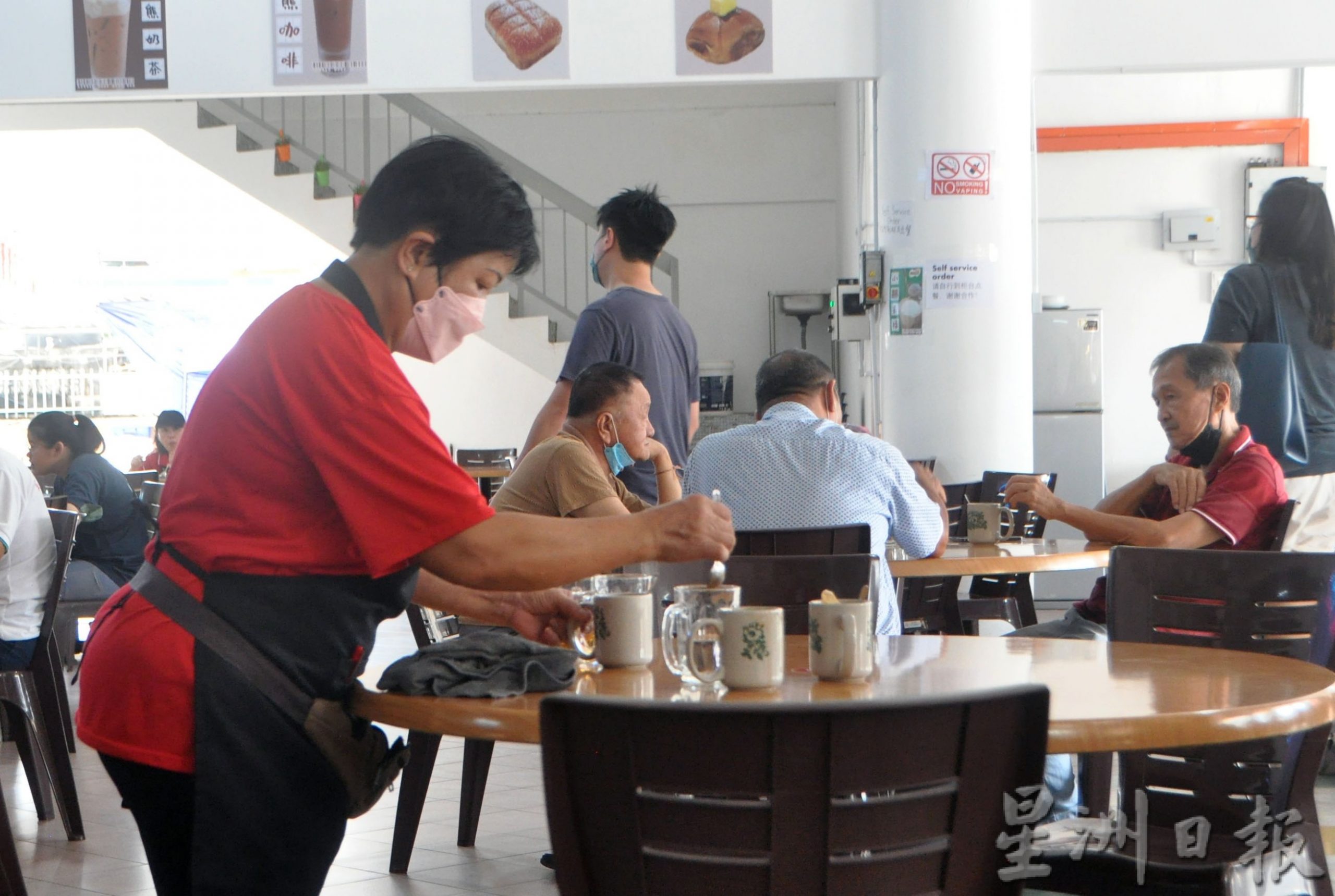 NS芙蓉/“中国茶冰”是在卖服务不能以成本争论?茶客:再涨至超过70仙就很离谱了!