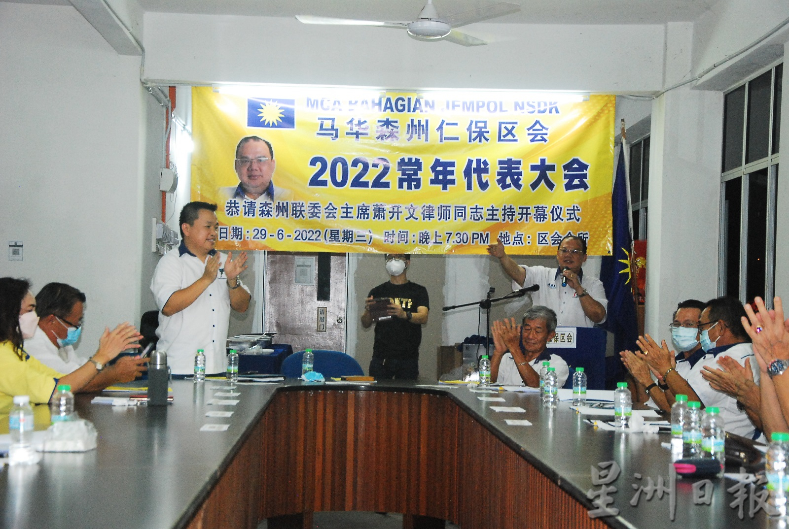 NS马口:不受看好重夺马口,背后没强大团队助力,锺绘名感慨而一度哽咽