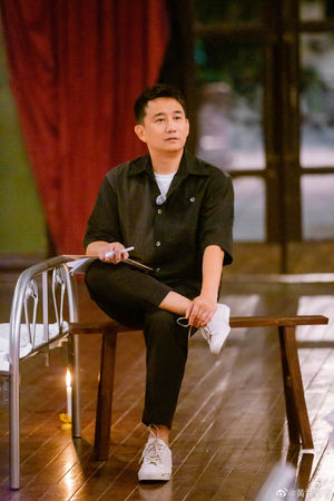 9岁多妹烫发爆口水战 黄磊护女：爱美是孩子天性	