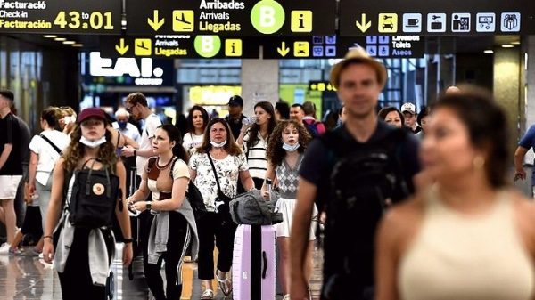 Airlines’ fragile recovery from Covid