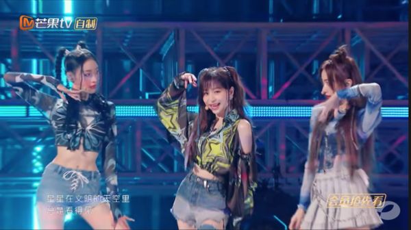 《乘风破浪》|黄奕吊钢丝失手坠落 惊悚画面曝光