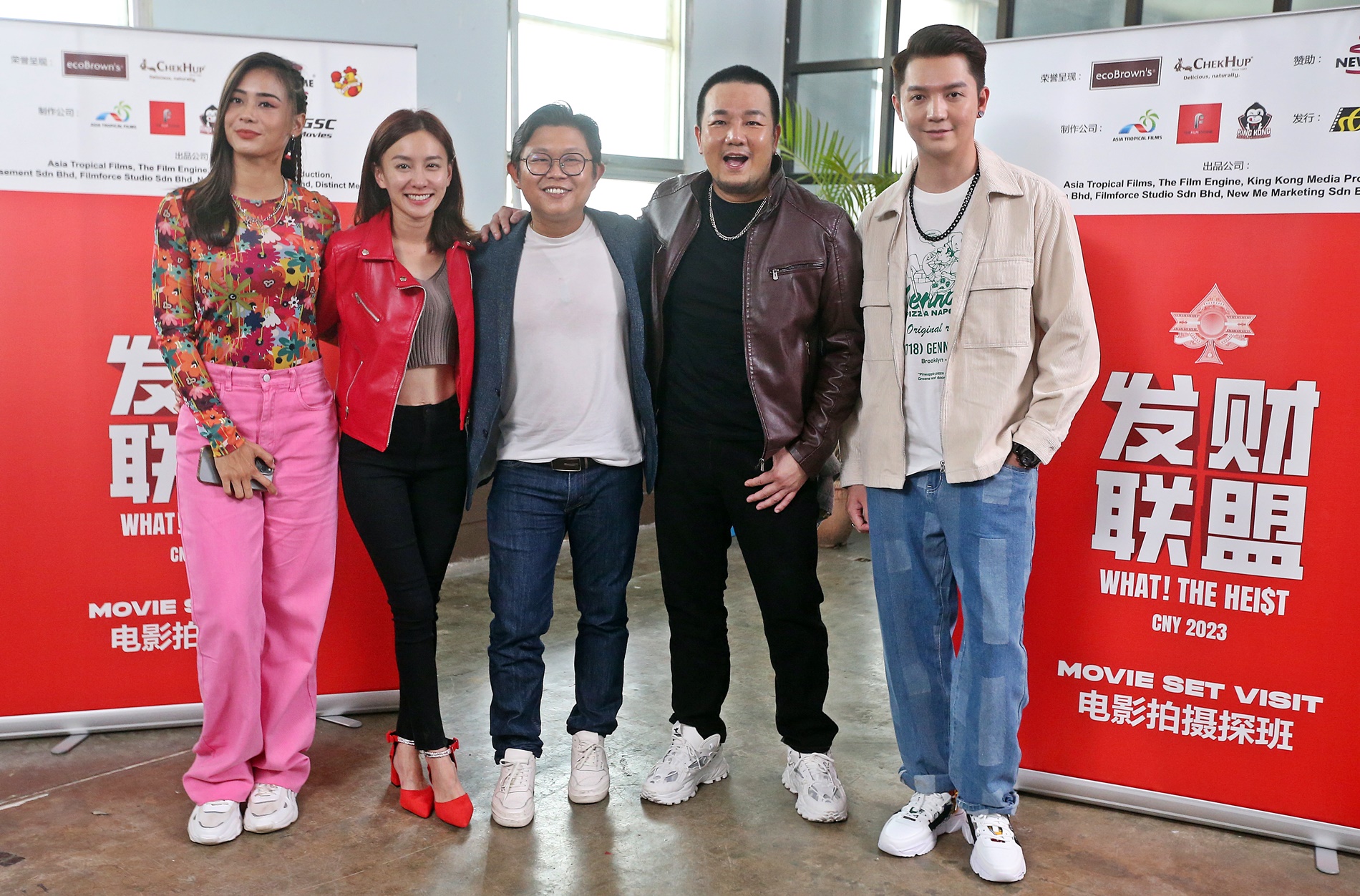 《发财联盟》|狂NG对白砍剩“单字” 辉哥片酬新币变马币