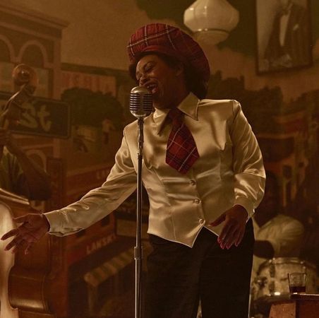 《猫王艾维斯》女歌手家中暴毙 年幼孩子求救邻居	