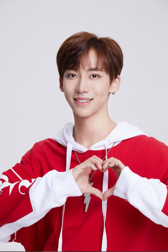 丁泽仁交往女粉又劈腿 站姐脱粉回踩不再包容