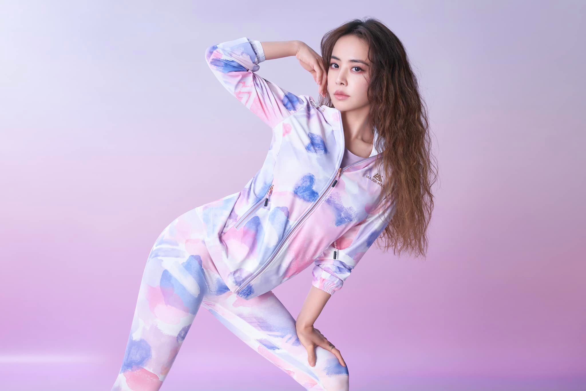 上半年歌手吸金榜 周董11支代言近7千万称冠