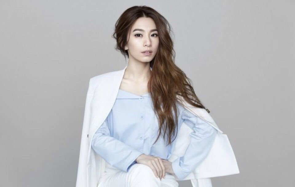 上半年歌手吸金榜 周董11支代言近7千万称冠