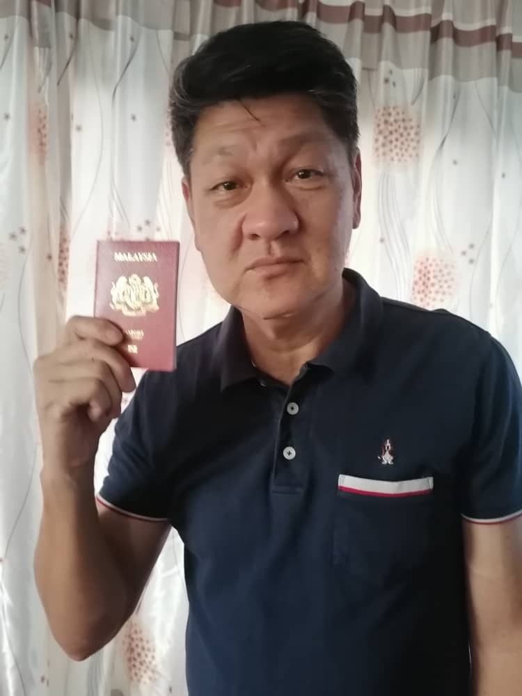 东04:百乐市民到淡属办护照却被要求自行上网申请