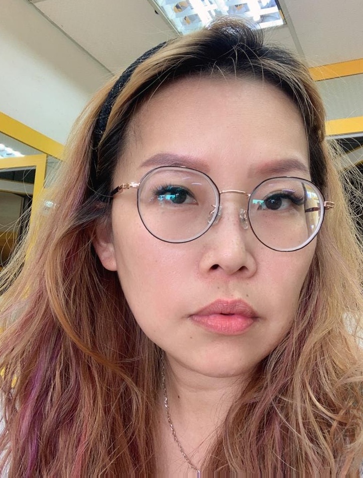 东:“坤玉榴梿”带动网购平台及快递服务。