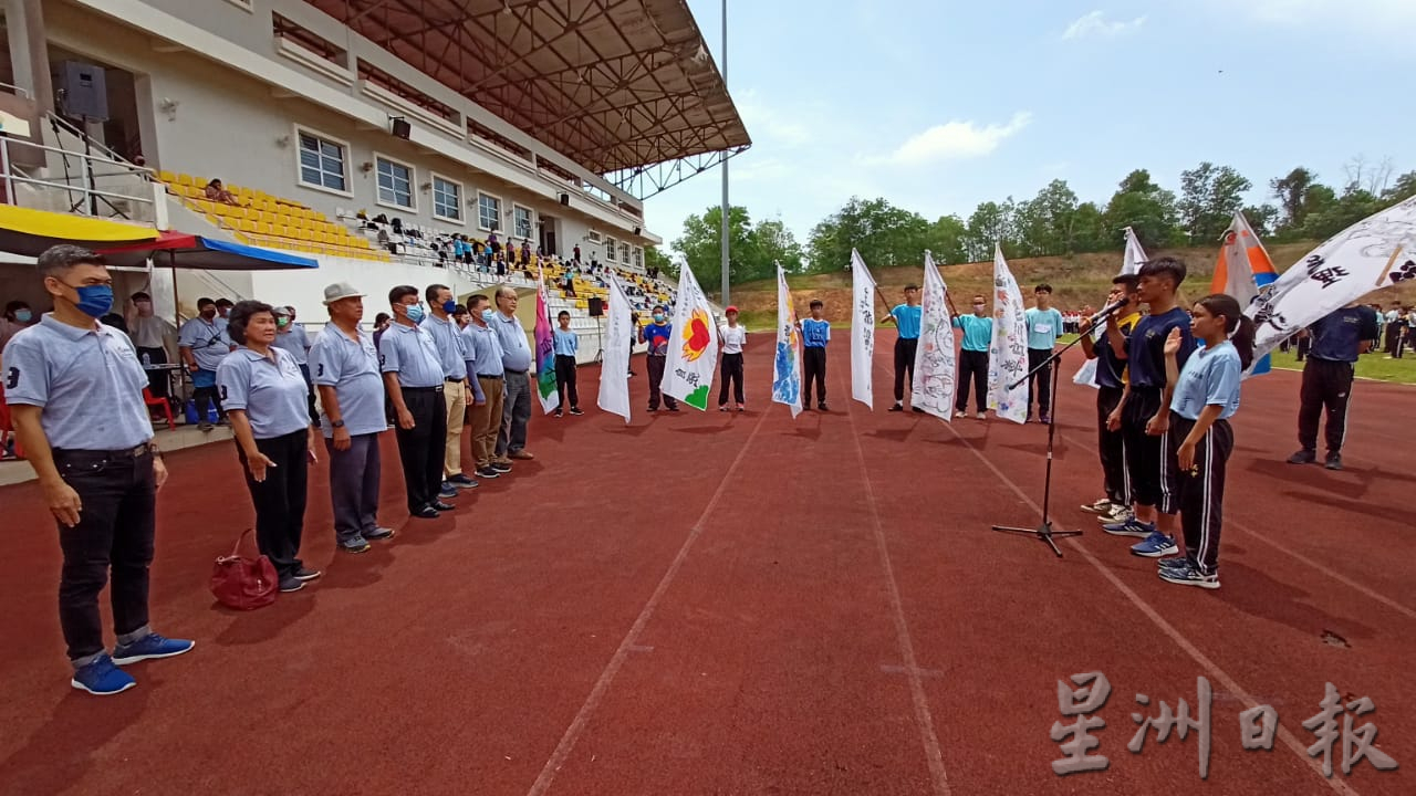 东:关丹中华中学疫情发生后首次运动会