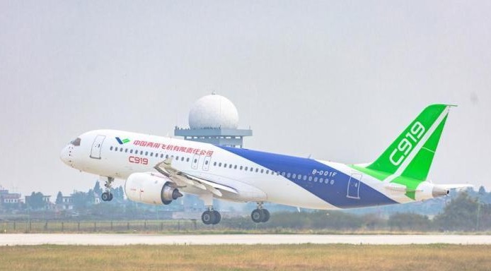 中国C919大型客机六架试飞机完成试飞任务
