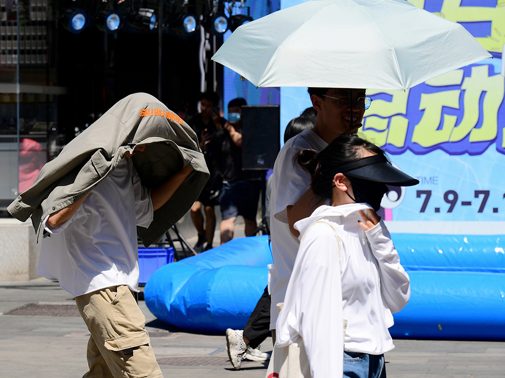  中国多地多人确诊“热射病”脏器衰竭 已有人死亡