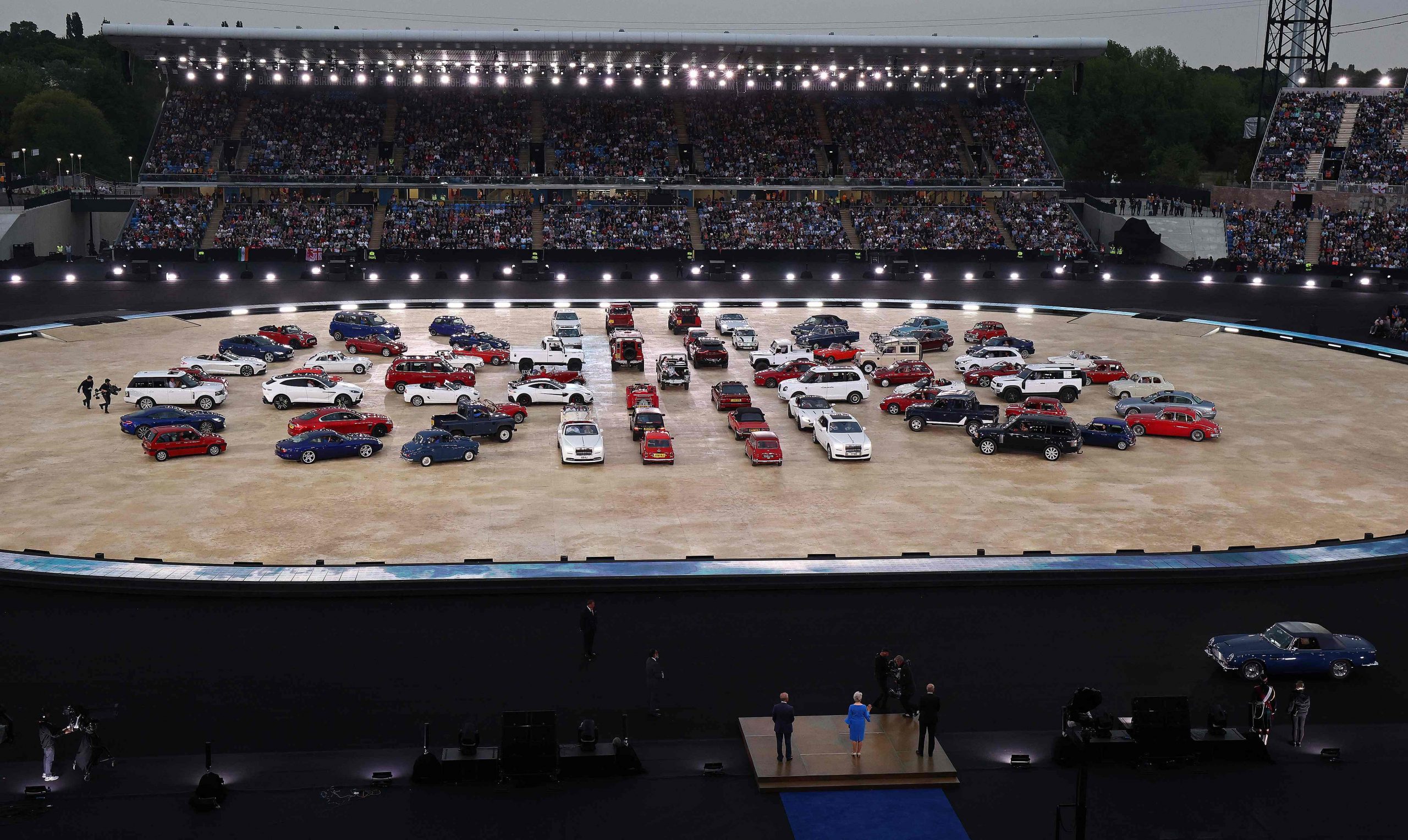 伯明翰共运会揭幕 选手们,追求疯狂梦想吧!