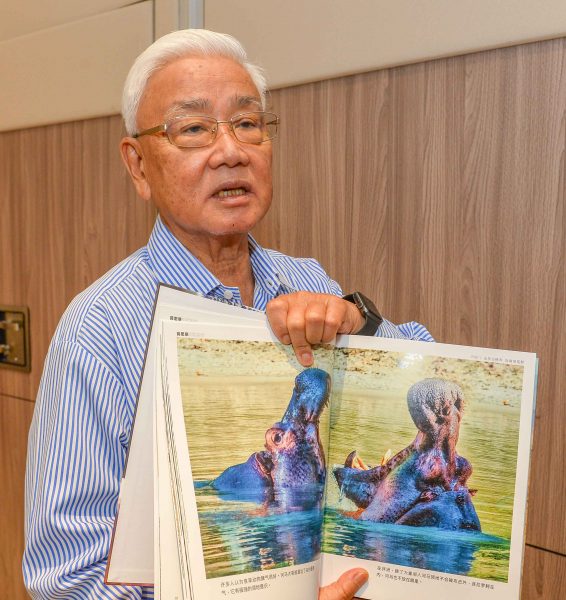 供fb／扛起相机远赴非洲47天，黄思华用镜头留住真实