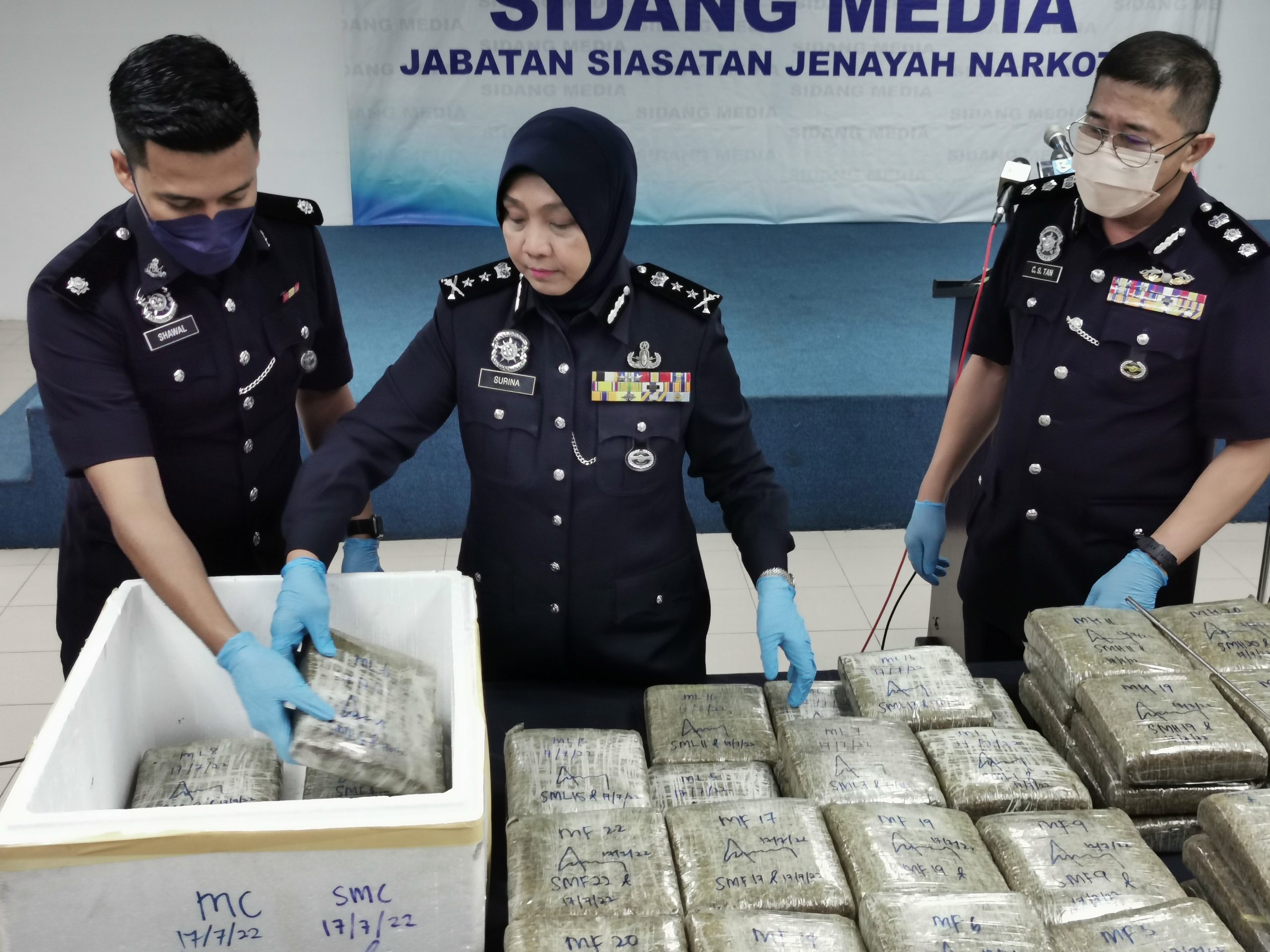 (全国版)玻、槟及武吉安曼联手,大山脚起获300公斤大麻