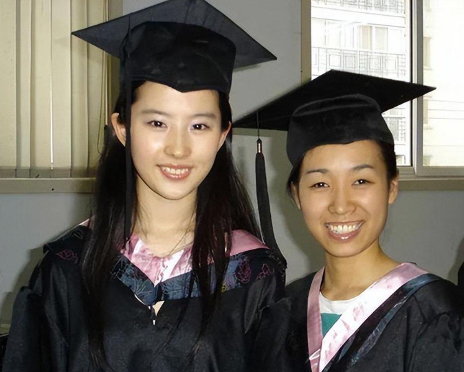 刘亦菲学历造假? 北电:符合留学生入学资格