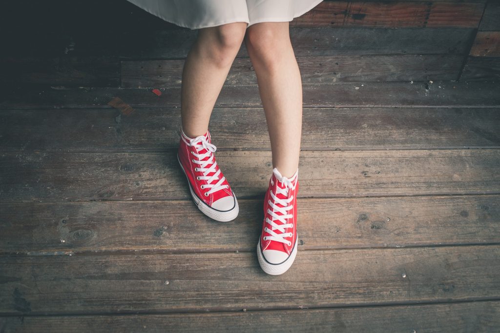 初会网友公厕偷尝禁果 11岁女童产子 爸妈抱孙崩溃