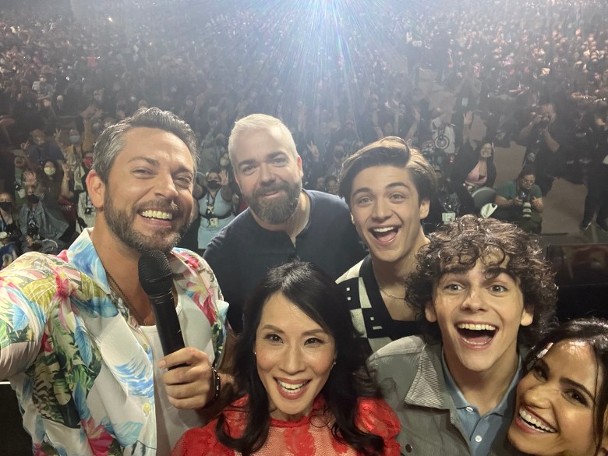 动漫节超英大战 道维强森新片造型亮相