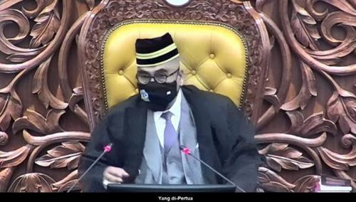 南利暂代议长职主持