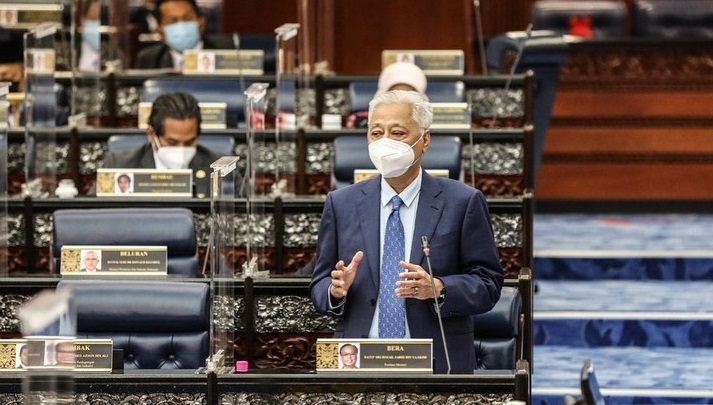 发放汽油及食油等津贴·首相:研究使用IC或固本