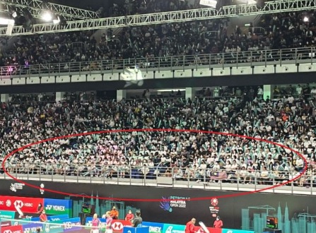 叻哥直播回应“霸位”事件 售票公司承认与叻哥合作