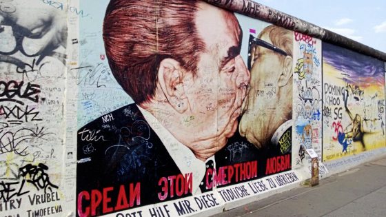 吴伟才／五花八门说墙画