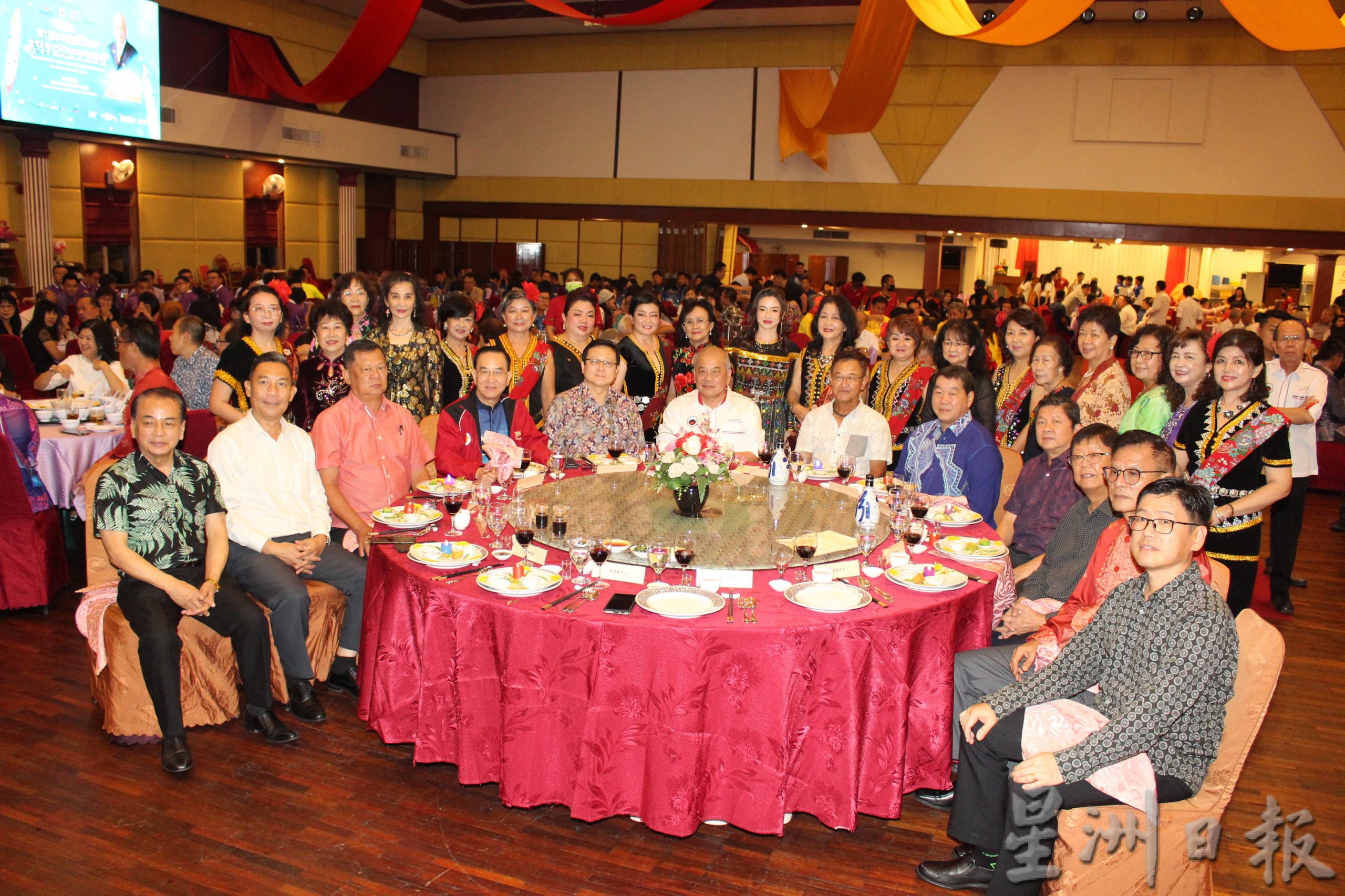 吴添泉宣布竞选华总会长寻求连任