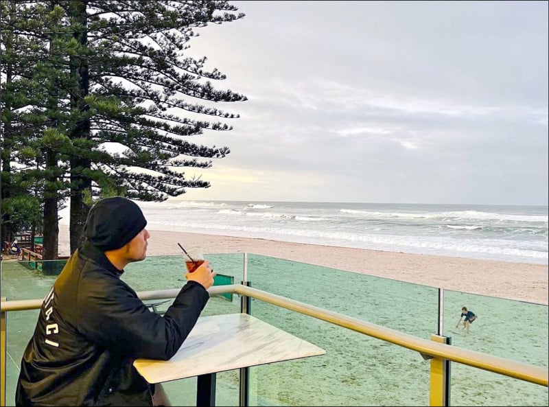 周杰伦团队遭爆多人确诊  公司否认违规防疫