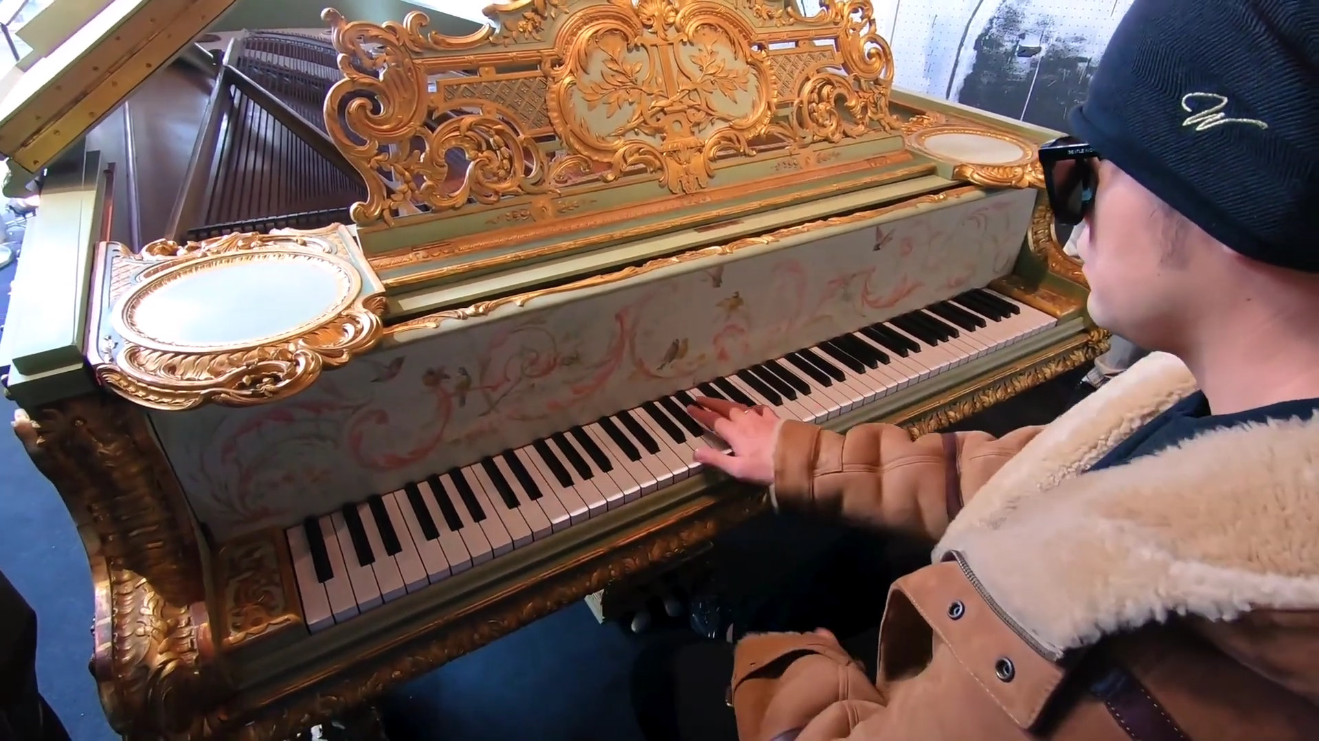 周杰伦新辑未发先被恶评  黑粉刷1星差评