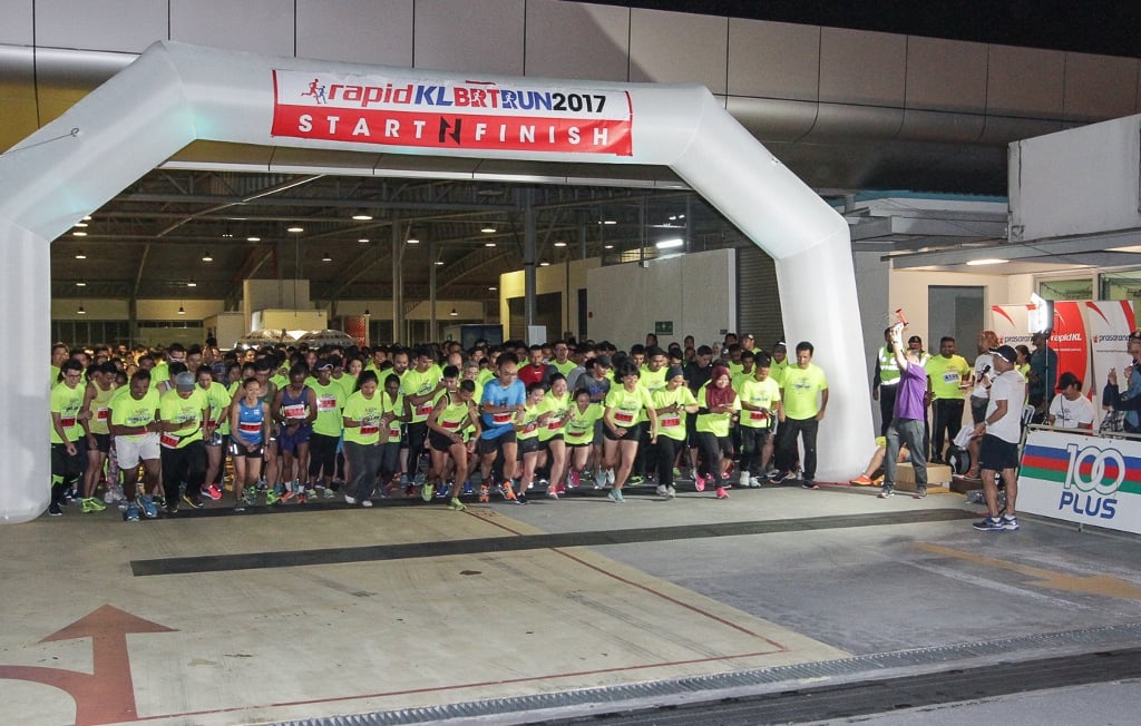 地点:双威镇快捷巴士路线 BRT路跑赛31日回归